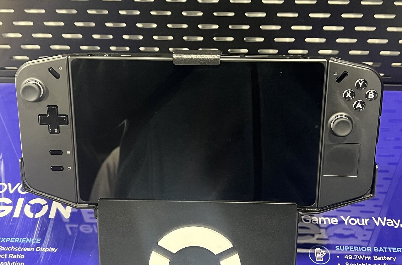 Lenovo Legion Go (Ryzen Z1 Extreme, 512GB)